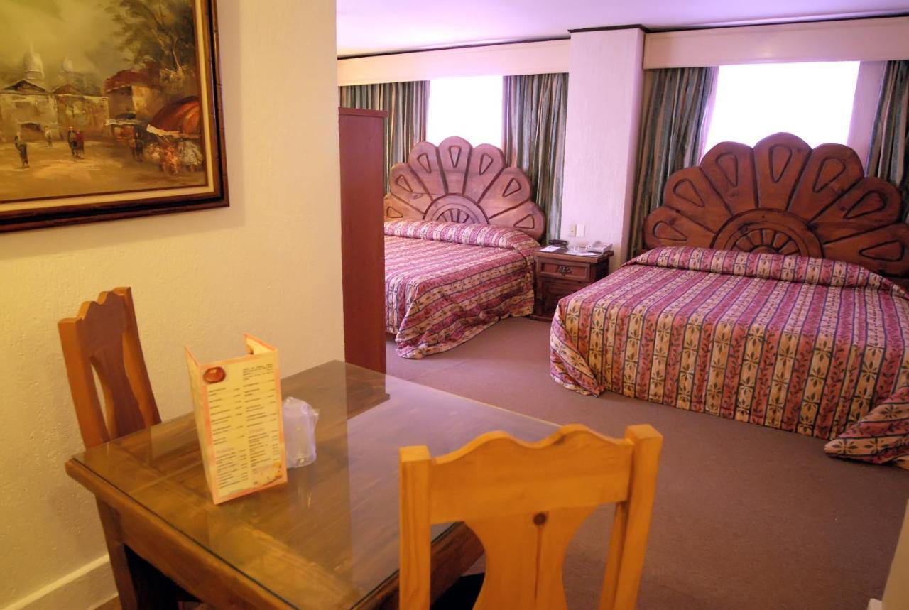 Hotel Ritz Matamoros  Bagian luar foto