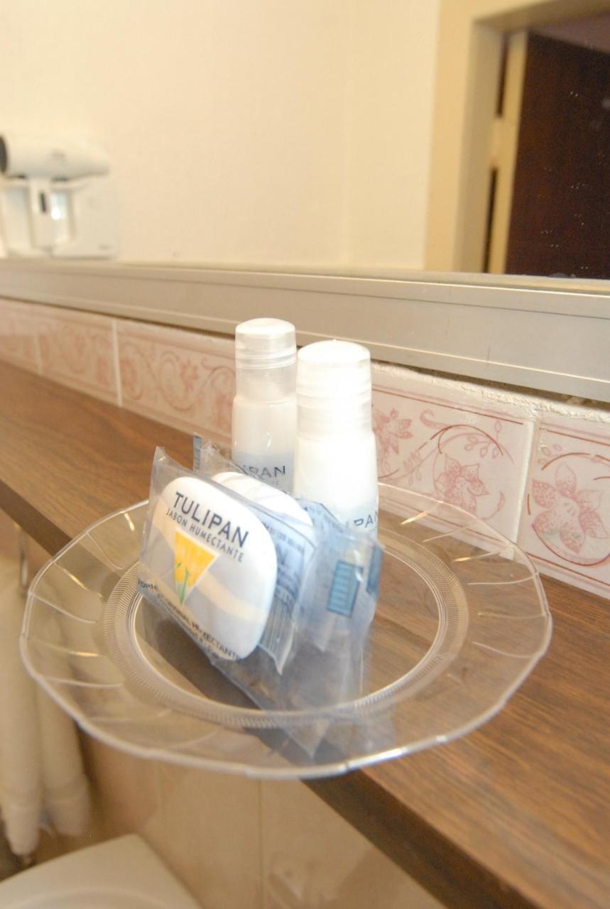 Hotel Ritz Matamoros  Bagian luar foto
