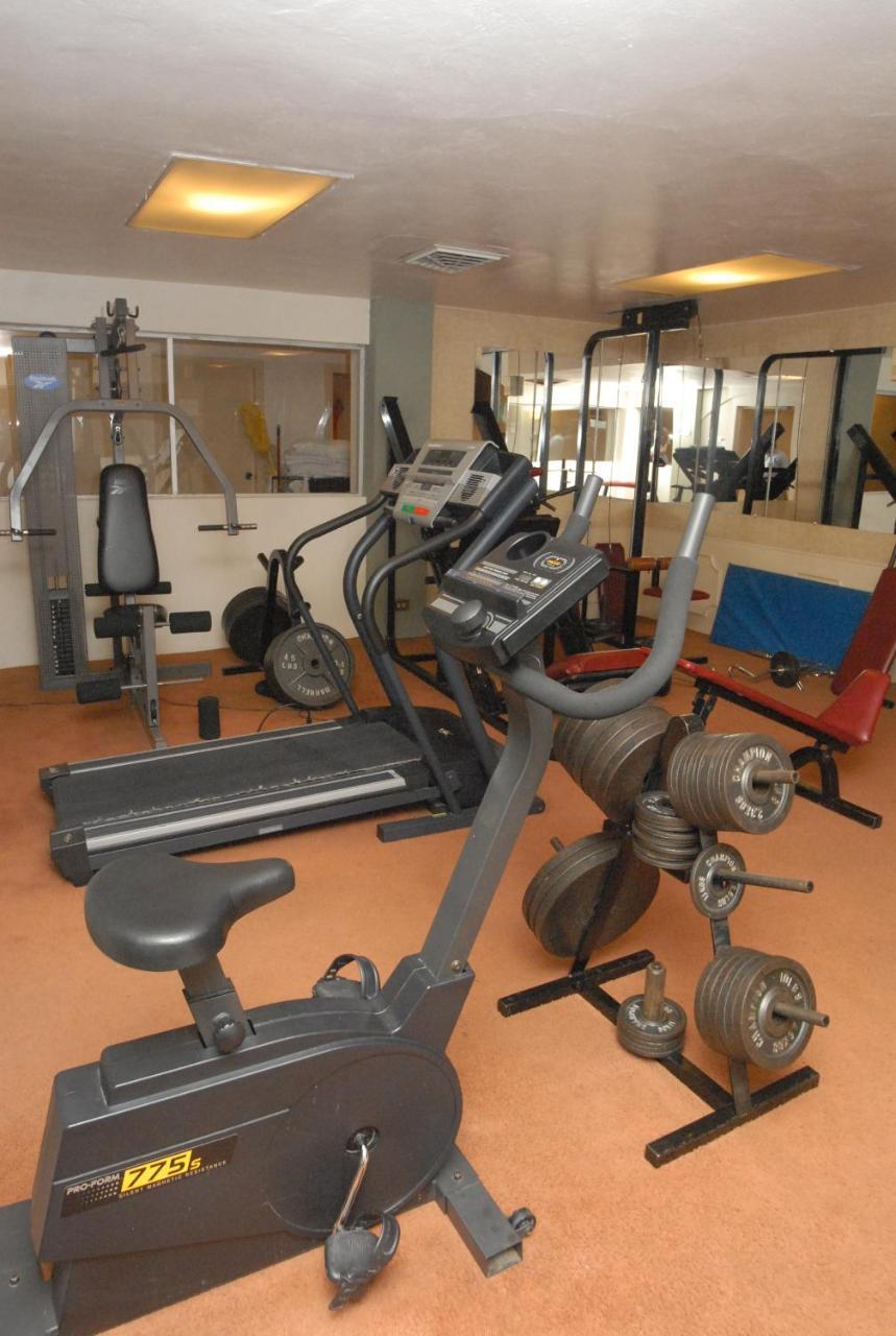 Hotel Ritz Matamoros  Bagian luar foto